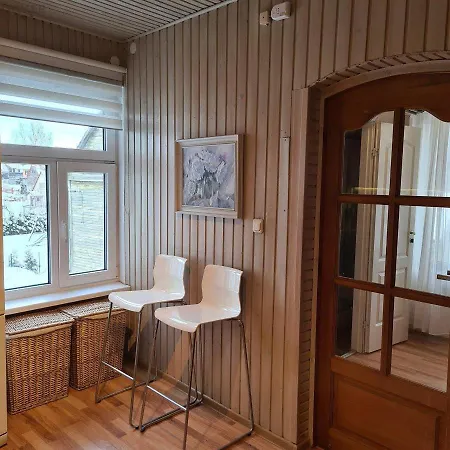 Quiet 10 Min Walk From Center. Apartment *